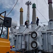 Reparación de autotransformador garantiza estabilidad en líneas eléctricas de alto voltaje