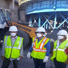Expertos de la Oficina Nacional de Recursos Minerales durante una inspección. Foto: ONRM. Expertos de la Oficina Nacional de Recursos Minerales durante una inspección. Foto: ONRM.
