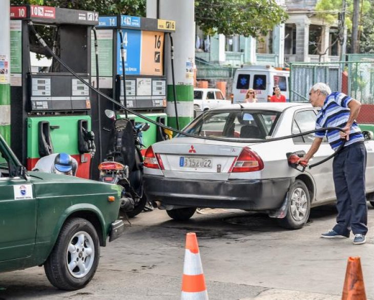 Aplazan implementación de la actualización de los precios de combustibles en Cuba